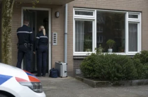 Drugsdealers Betrapt in Woning in Paddepoel
