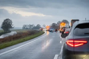 Verkeer vertraagd door ongeval op N33 bij Appingedam