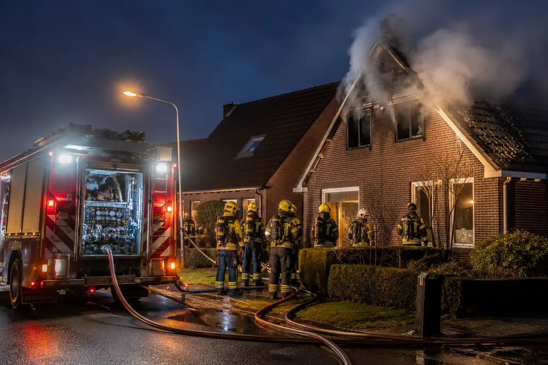 Woningbrand in Marum zonder gewonden gemeld